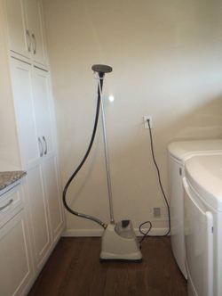 Jiffy Garment Steamer - Centennial Hills