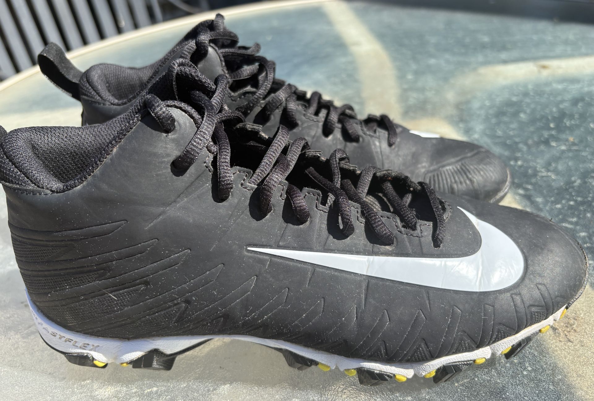 Nike Alpha FastFlex size 8