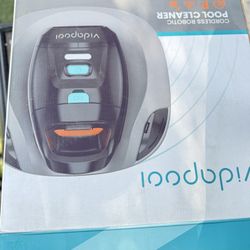 Robotic Pool Cleaner 