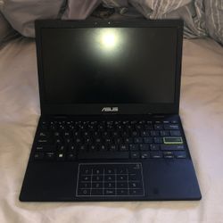 Asus E210M 11" Intel Celeron 1.1GHz 4GB Ram 11 Home - No Power Adapter