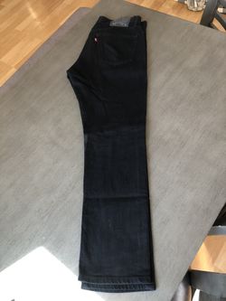 Levi’s lightly used been sitting for 2 years untouched size 33