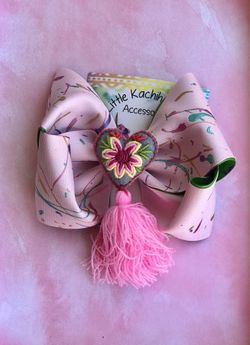 beautiful handmade bows by chiapanecas😍🎀