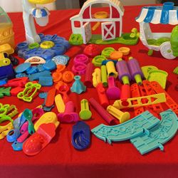 Lot Of Play Doh Sets 