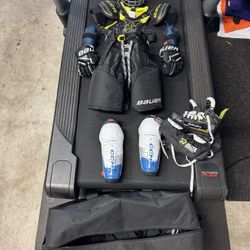 Bauer Hockey Gear (youth)