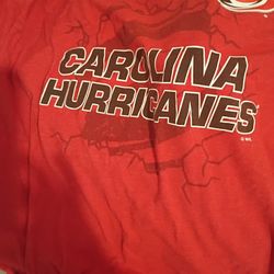 Red Carolina Hurricanes Fanatics Brand T-shirt. Large