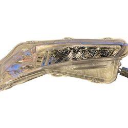 2015-2017 Toyota Camry fog light and turn signal assembly, Left