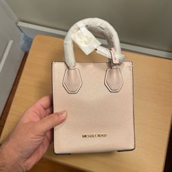 Michael Kors Mercer Extra-Small Pebbled Leather Crossbody Bag (Powder Blush) 35S
