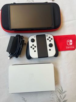 Nintendo Switch - OLED model