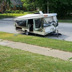 Pop Up Camper 