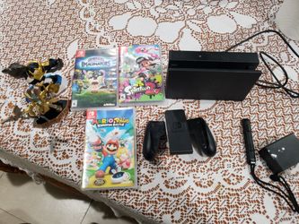 Nintendo switch with 3 games