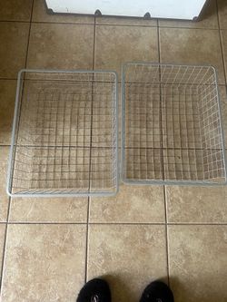 Storage bins