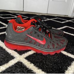 Nike Air Max GS Size 6Y Black Red – Good Condition 