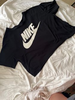 Nike Crop Top Large
