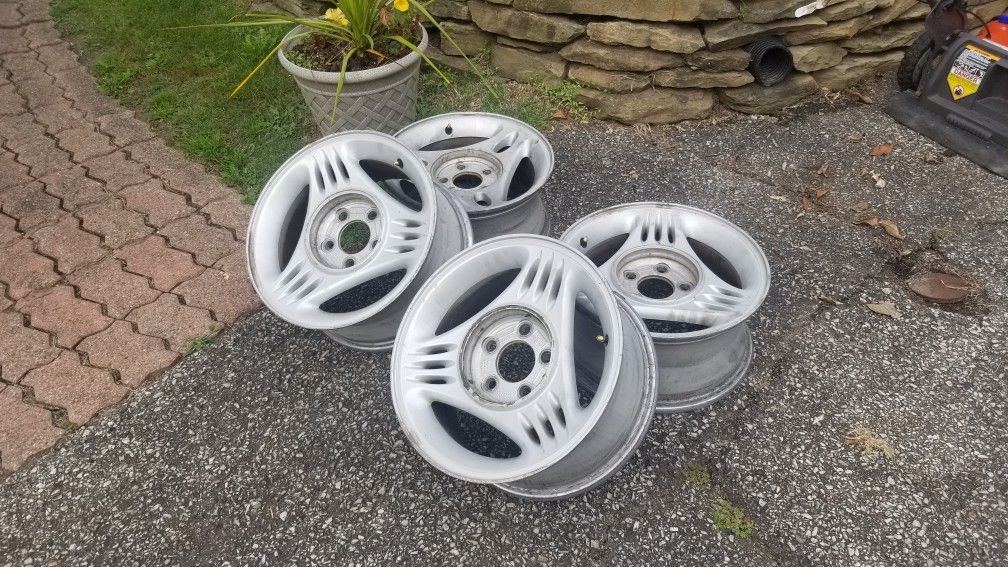 Mustang Rims (4) 