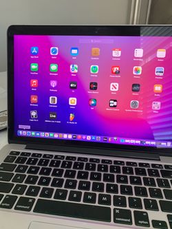 DJ’s Student Busibess Macs