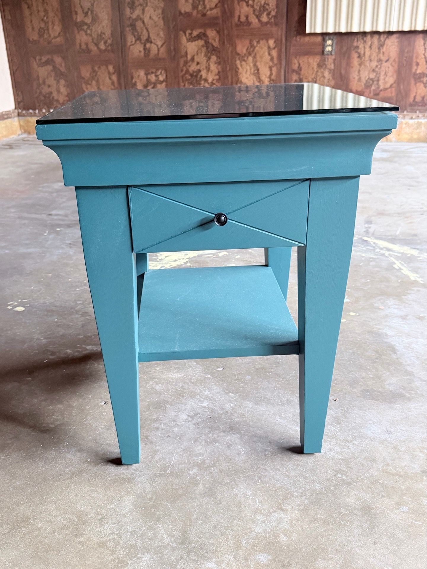 End Table/Night Stand