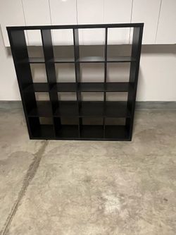 Shelf cubes