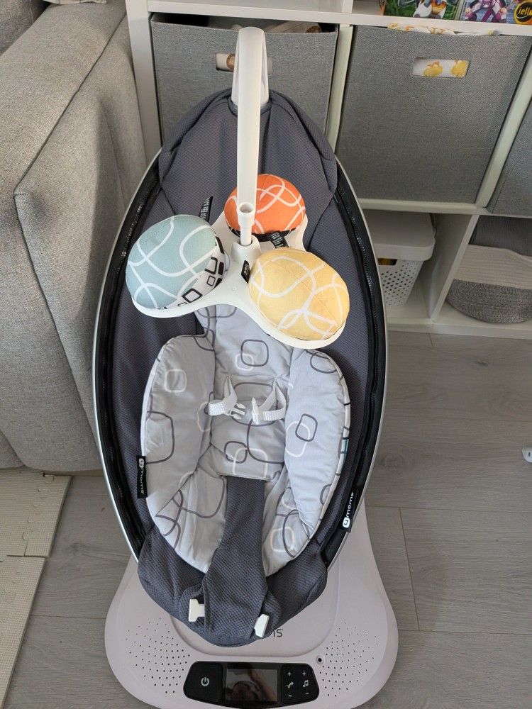 4moms Mamaroo Baby Swing
