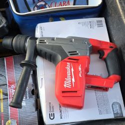 Milwaukee Rotary Hammer Drill