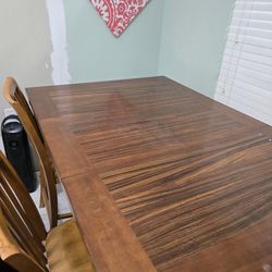 Dinner Table With 4 Chairs