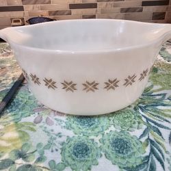 Vintage Pyrex Bowl
