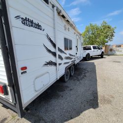 Toy Hauler Attitude 
