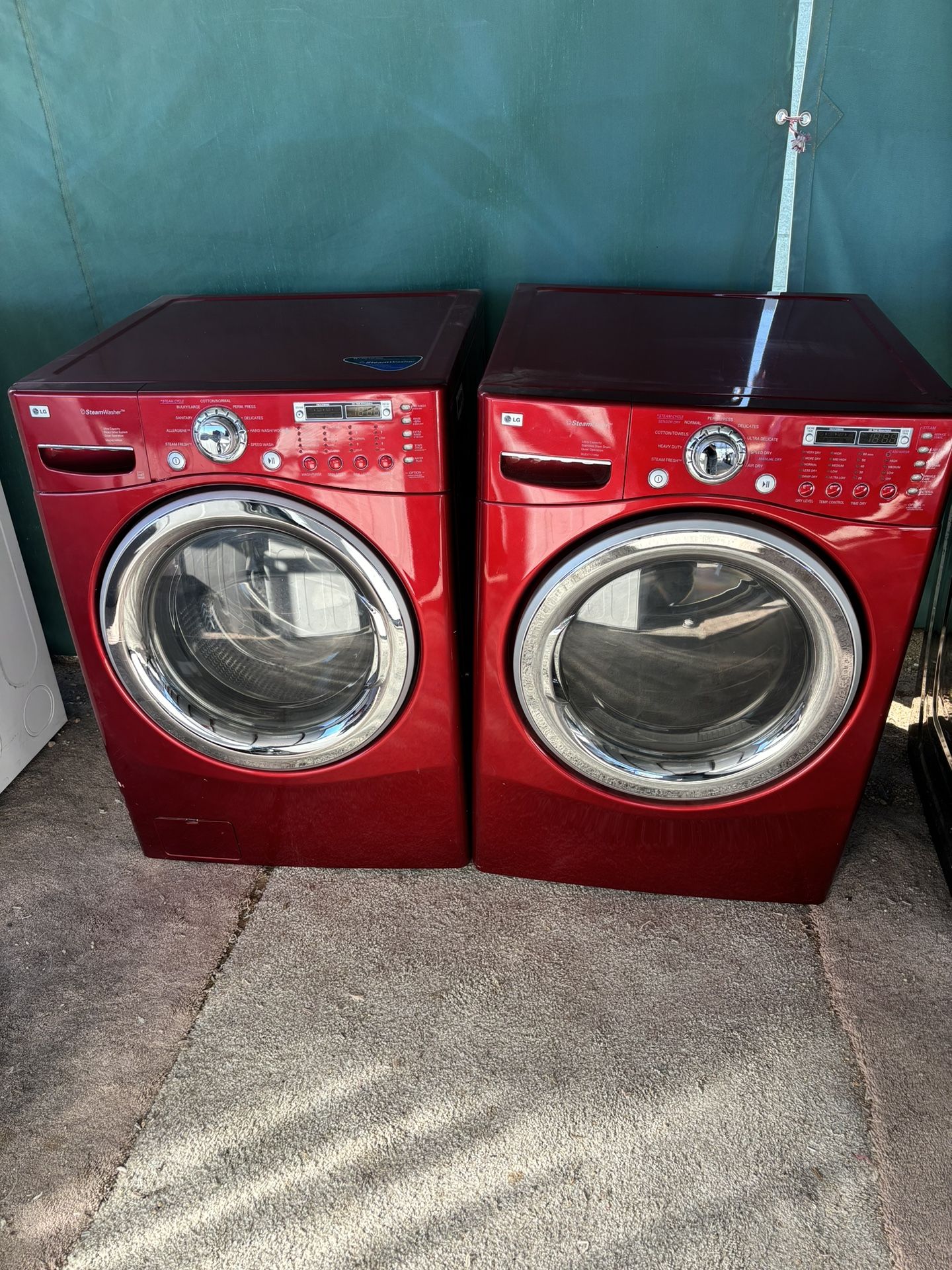 Lg Electric Washer And Dryer Set