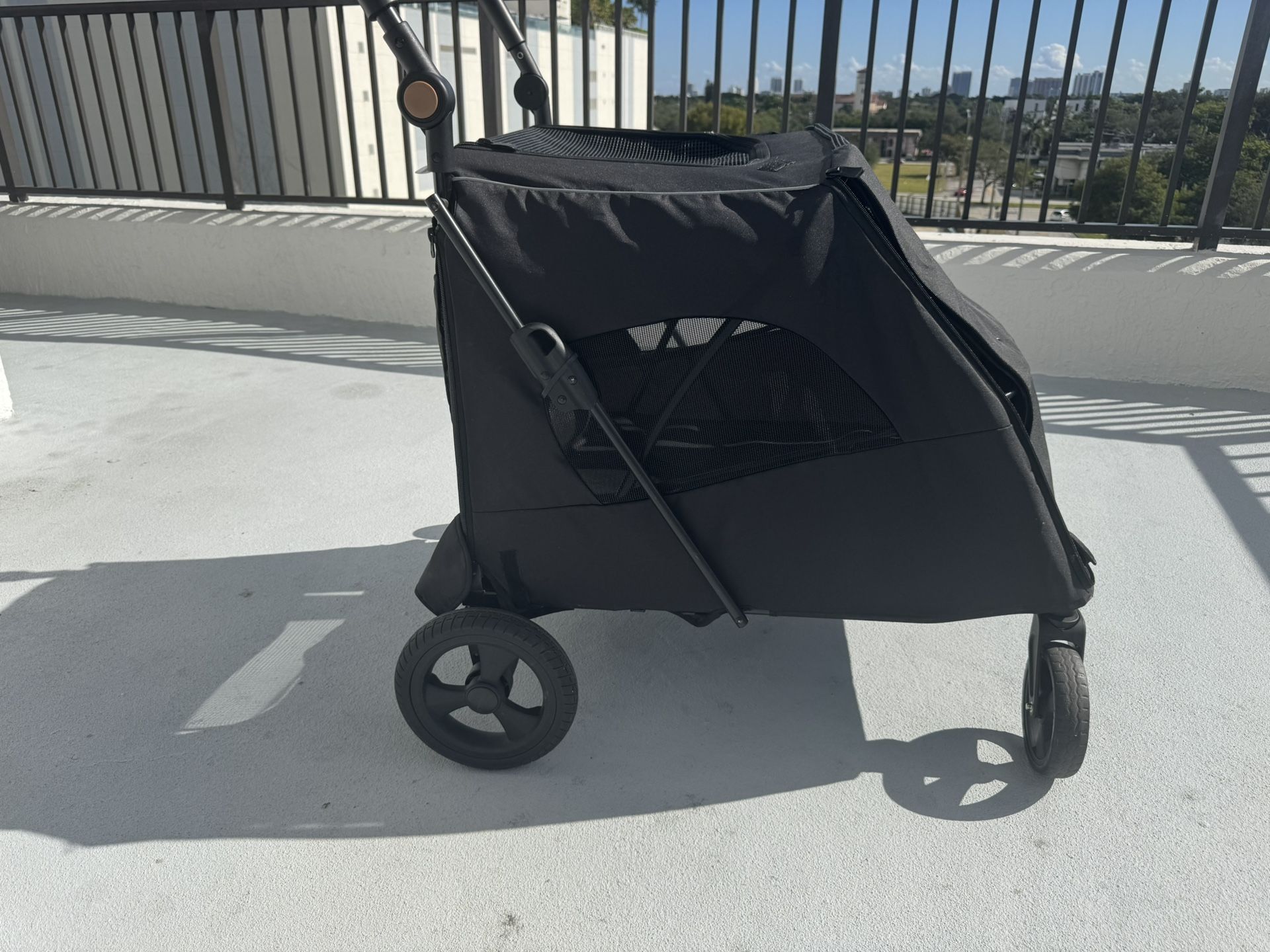 Wadyvko Dog Stroller (Large)