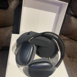 Brand New Apple Headphones And Nike Shoes 