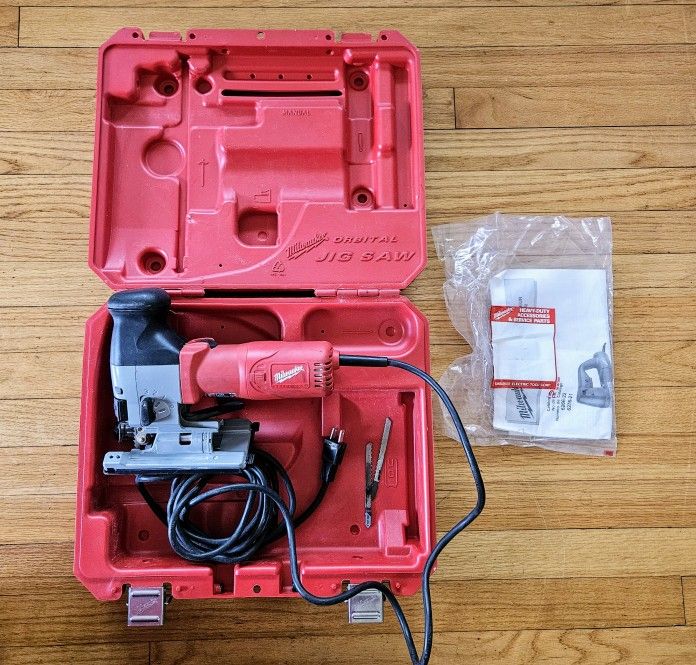Milwaukee 6268-21 6.5 Amp Corded Variable Speed Orbital Jig Saw w/case!