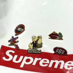 Supreme Popeye Pin