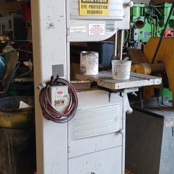 Band saw