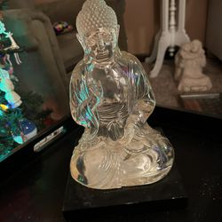 Vintage Lucite Sitting Buddha Statue – Elegance in Translucent Sculpture