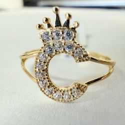 10K Gold & CZs “C” Ring
