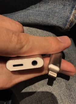 iPhone 7 adapter