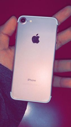 iPhone 7 - Rose Gold 32Gb Unlocked