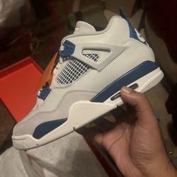 Air Jordan Retro 4 Industrial Blue