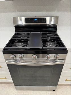 BRAND NEW Samsung Stove, Microwave, Dish Washer Set