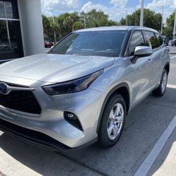 2022 toyota highlander le hybrid 