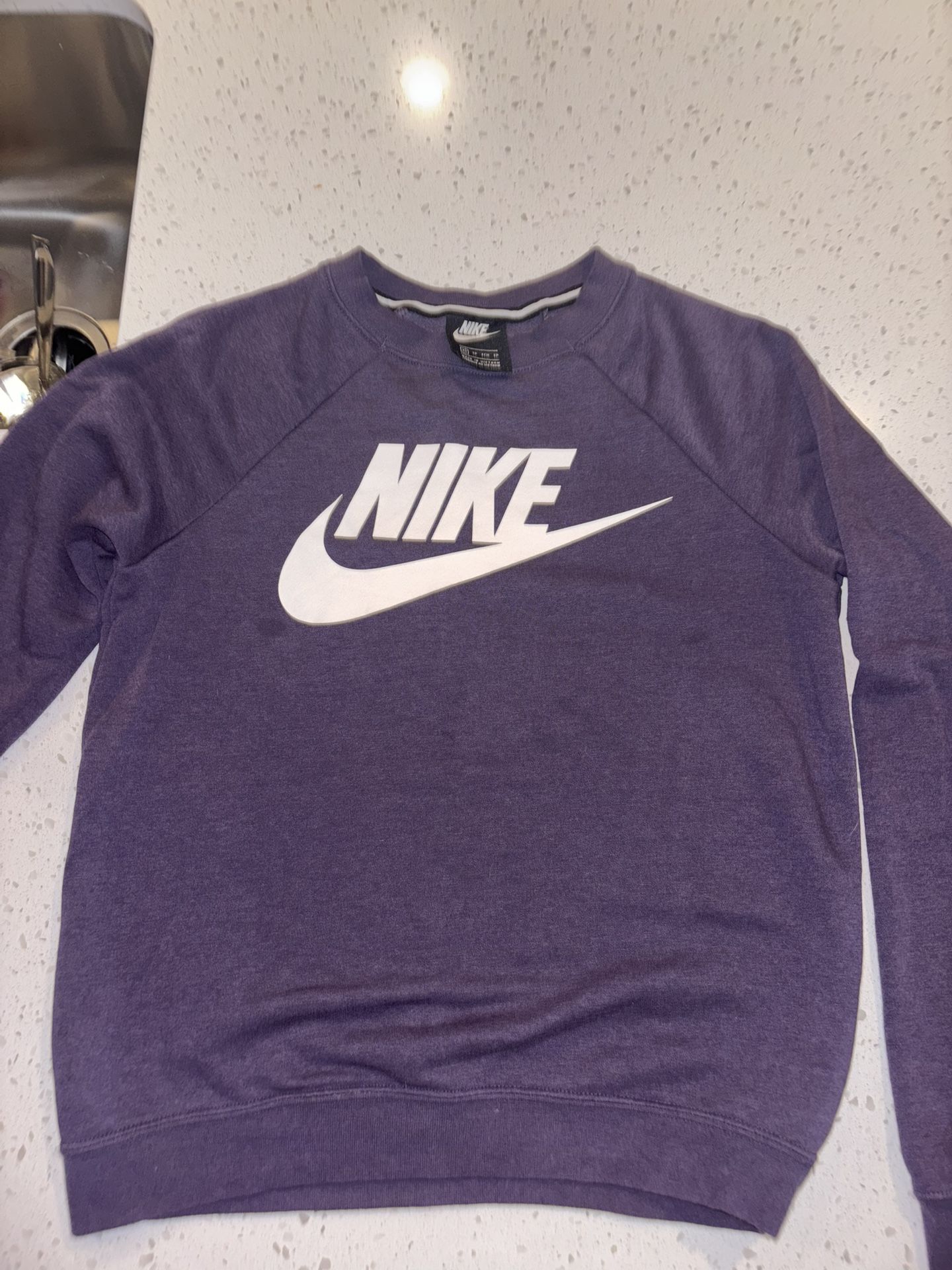 Women’s Nike Sweatshirt