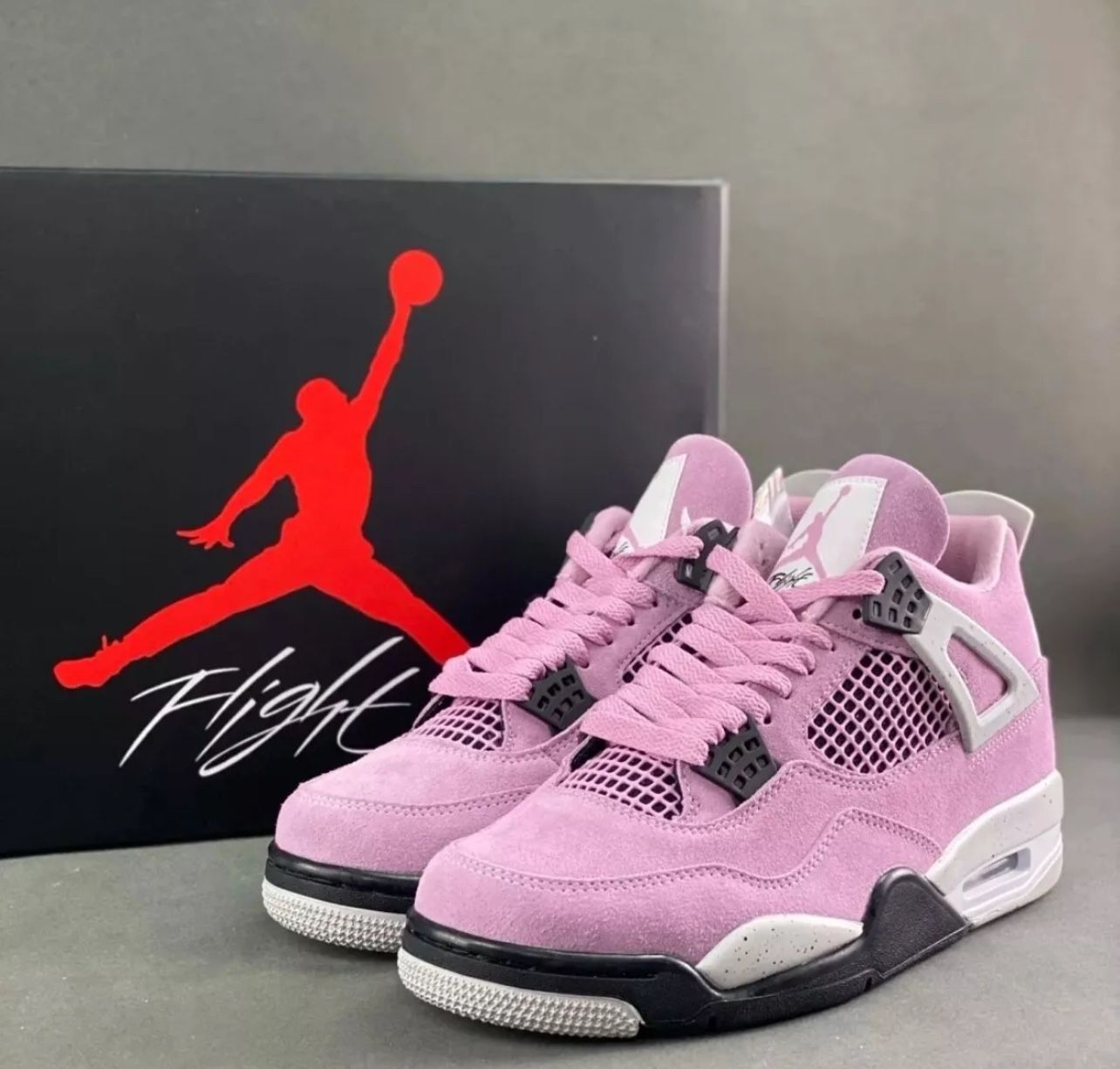 Jordan 4s