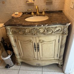 Vintage Vanity Marble 