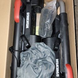 BRAND NEW YAKIMA JAYLOW KAYAK CARRIER 