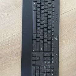 Logitech K545 Wireless Keyboard