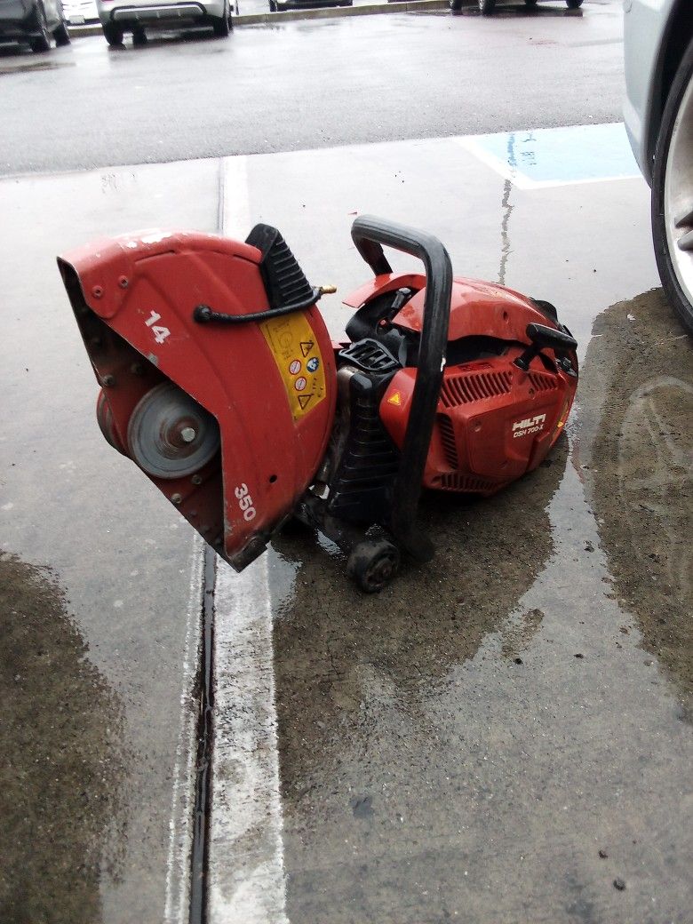 Hilti DSH 700-X Concrete Saw