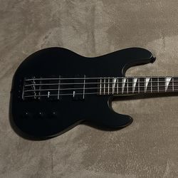 Jackson Electric Bass Guitar 