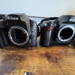 Nikon D70 And D80 Caneras, Lenses, Batteries Cases 
