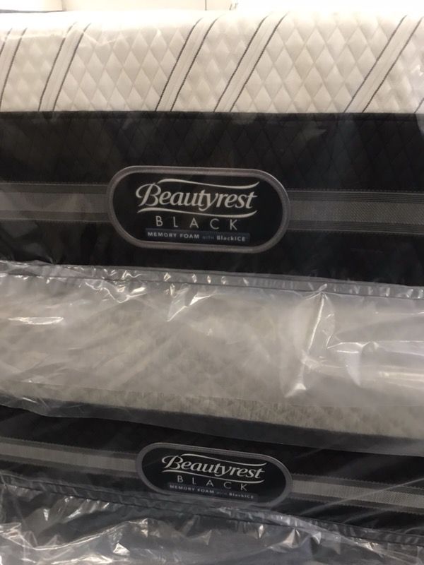 New Simmons Beautyrest Black memory foam black ice king mattress sets!
