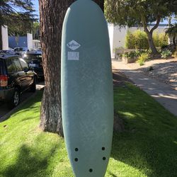 Surfboard - SoftTech Bomber 6’10