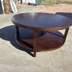Coffee table,can deliver